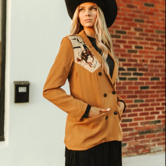 2 Fly Co. brand ladies blazer - size Medium - Picture 3 of 3